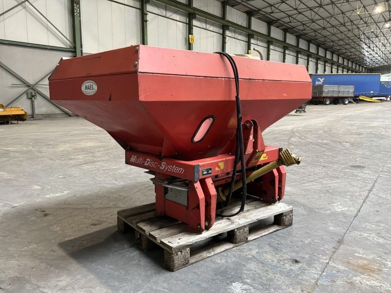 1994 Rauch MDS921 Mounted Centrifugal Fertilizer Spreader