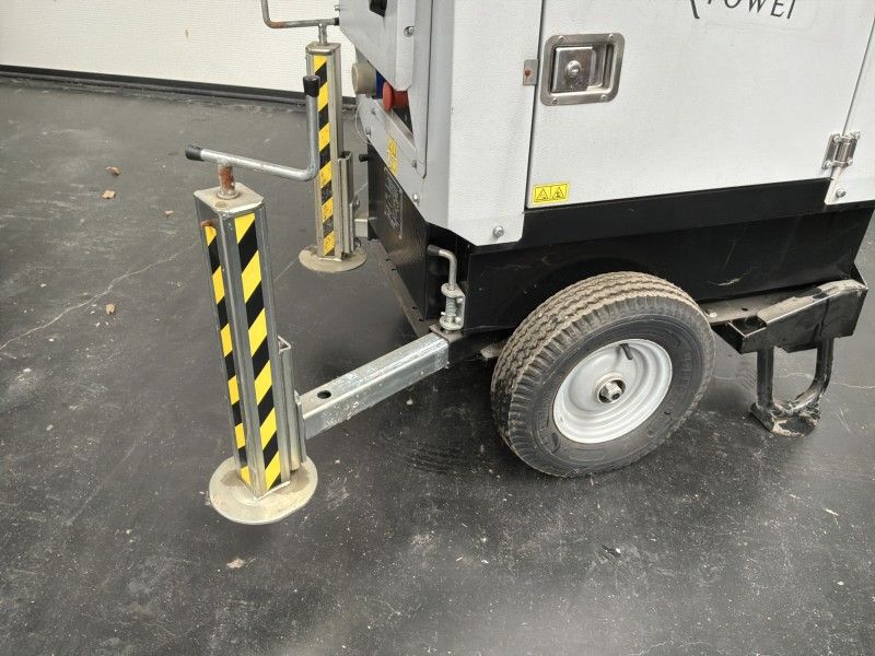 Luxtower LUX B.One Mobiler Lichtmast