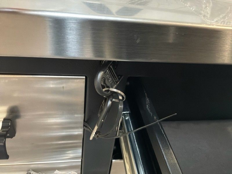 Rhino-Cross Werkstattschrank (unbenutzt)