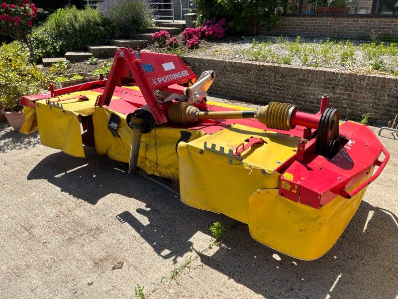 2006 Pottinger Eurocat Front Mower