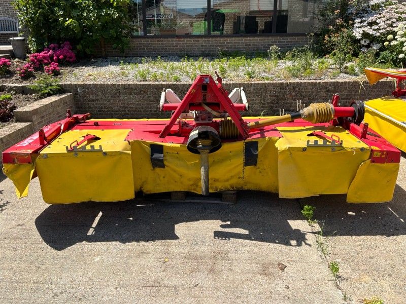 2006 Pottinger Eurocat Front Mower
