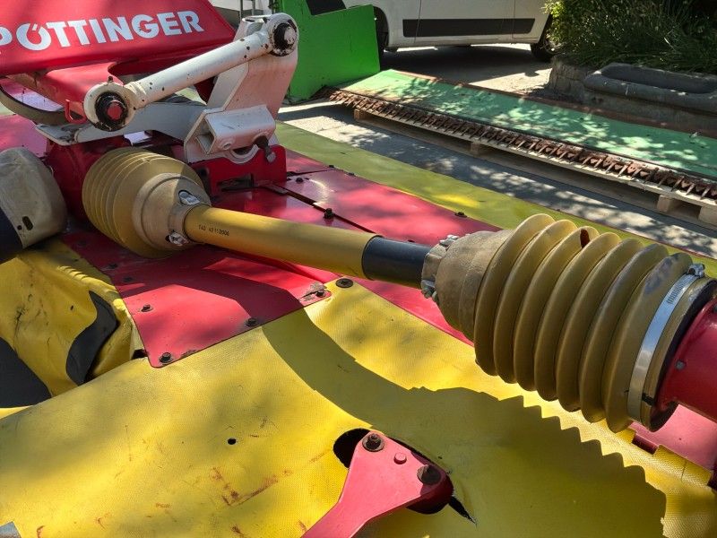 2006 Pottinger Eurocat Front Mower