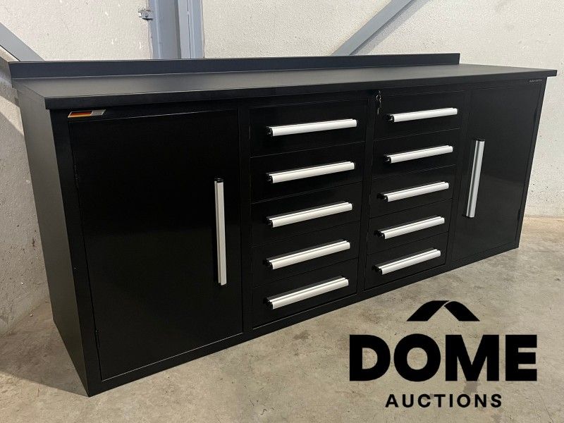 Metall-Werkbank mit 10 Schubladen