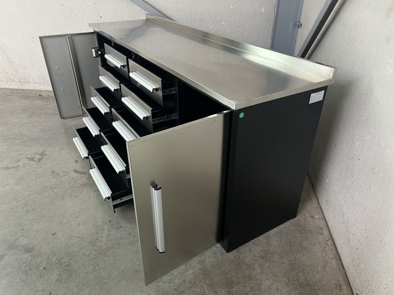 Stainless steel workbench with 10 drawers