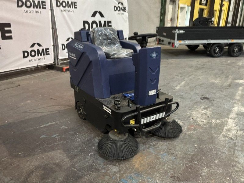 2025 Klährwerk KW4800B Kehrmaschine (unbenutzt)