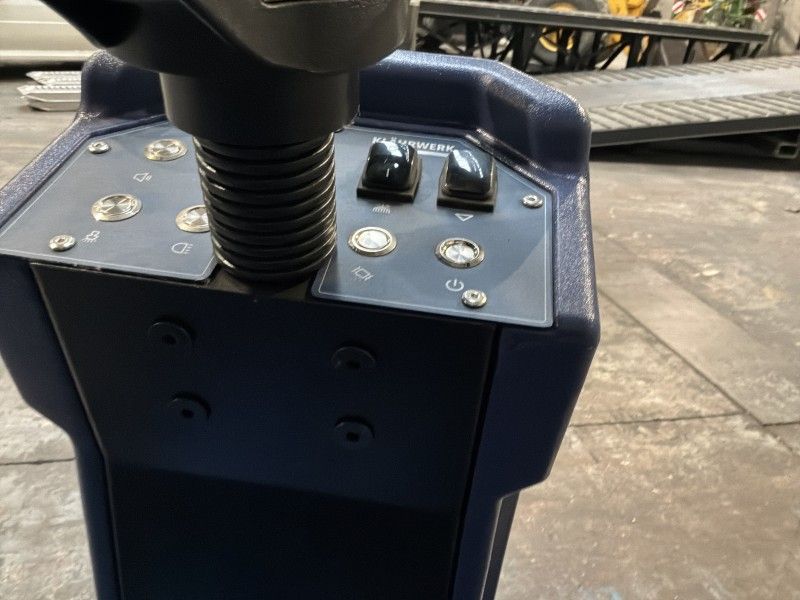 2025 Klährwerk KW4800B Kehrmaschine (unbenutzt)
