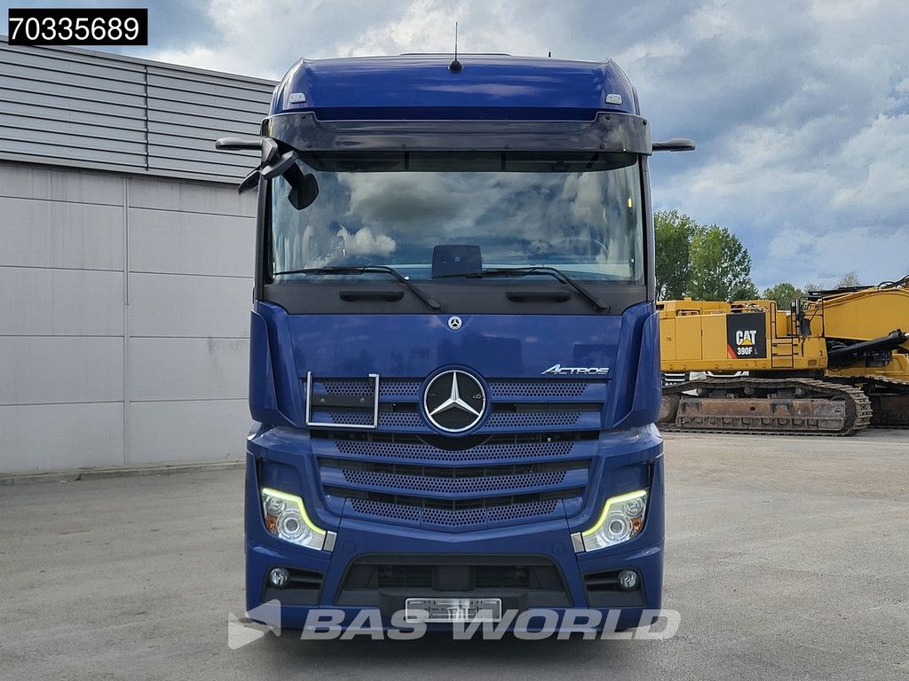 Mercedes Actros Actros 1846 4X2 BigSpace Retarder Full-Air Standklima ACC Alcoa's
