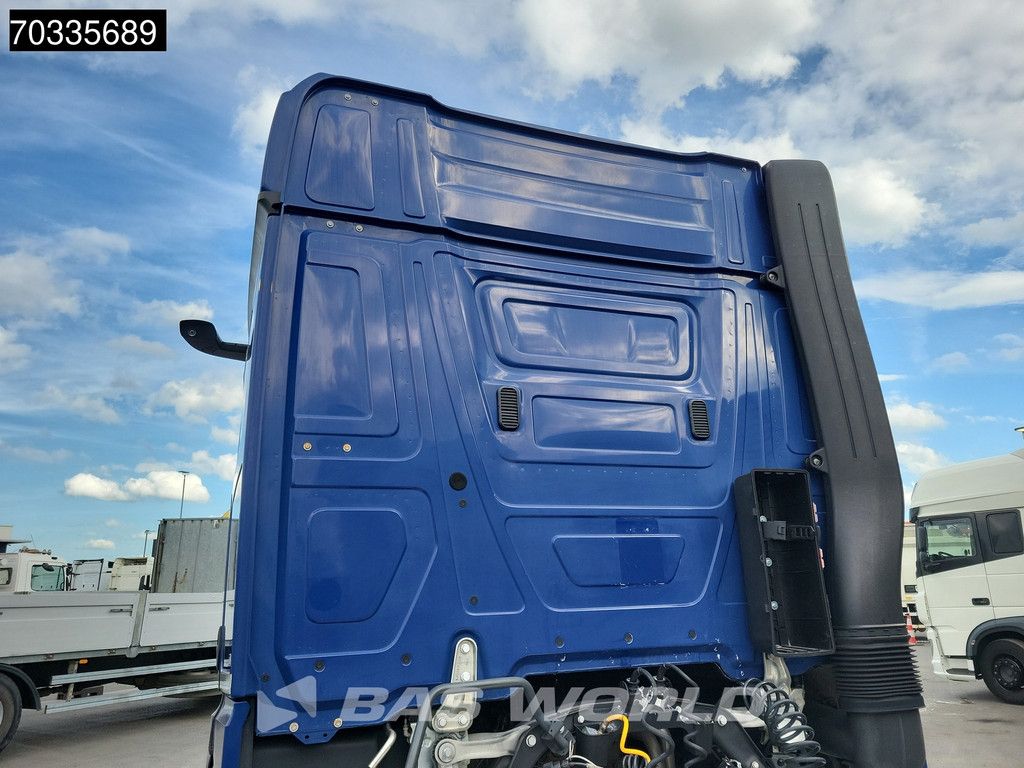 Mercedes Actros Actros 1846 4X2 BigSpace Retarder Full-Air Standklima ACC Alcoa's