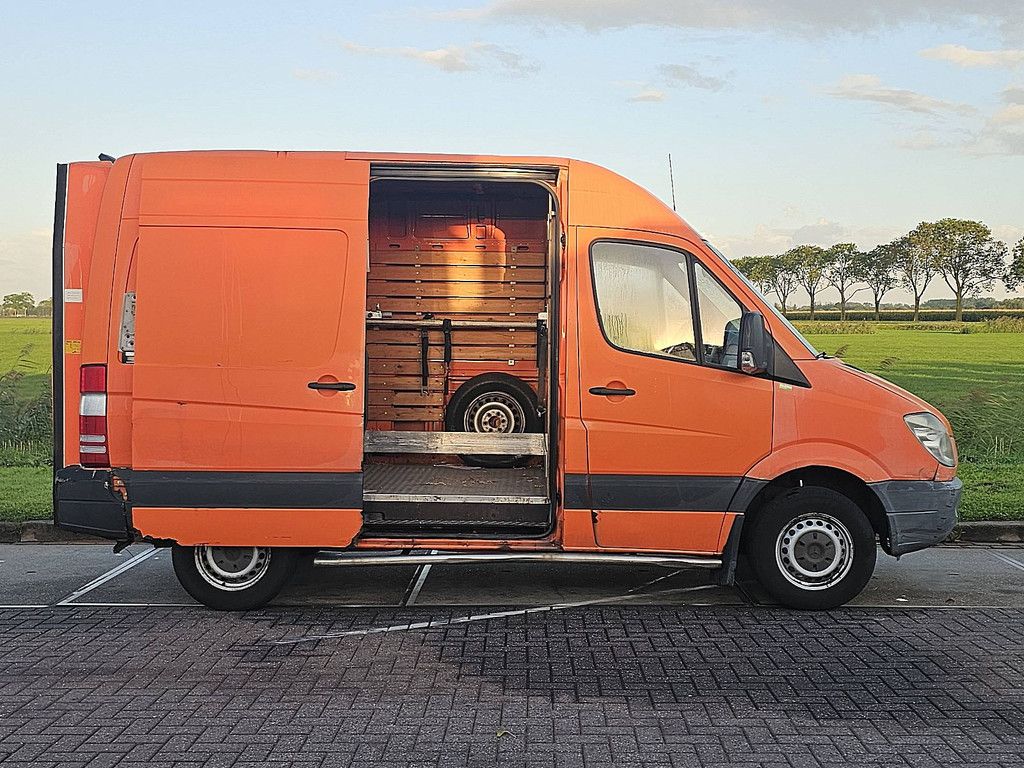 MERCEDES-BENZ SPRINTER 310 l1h2 laadklep export