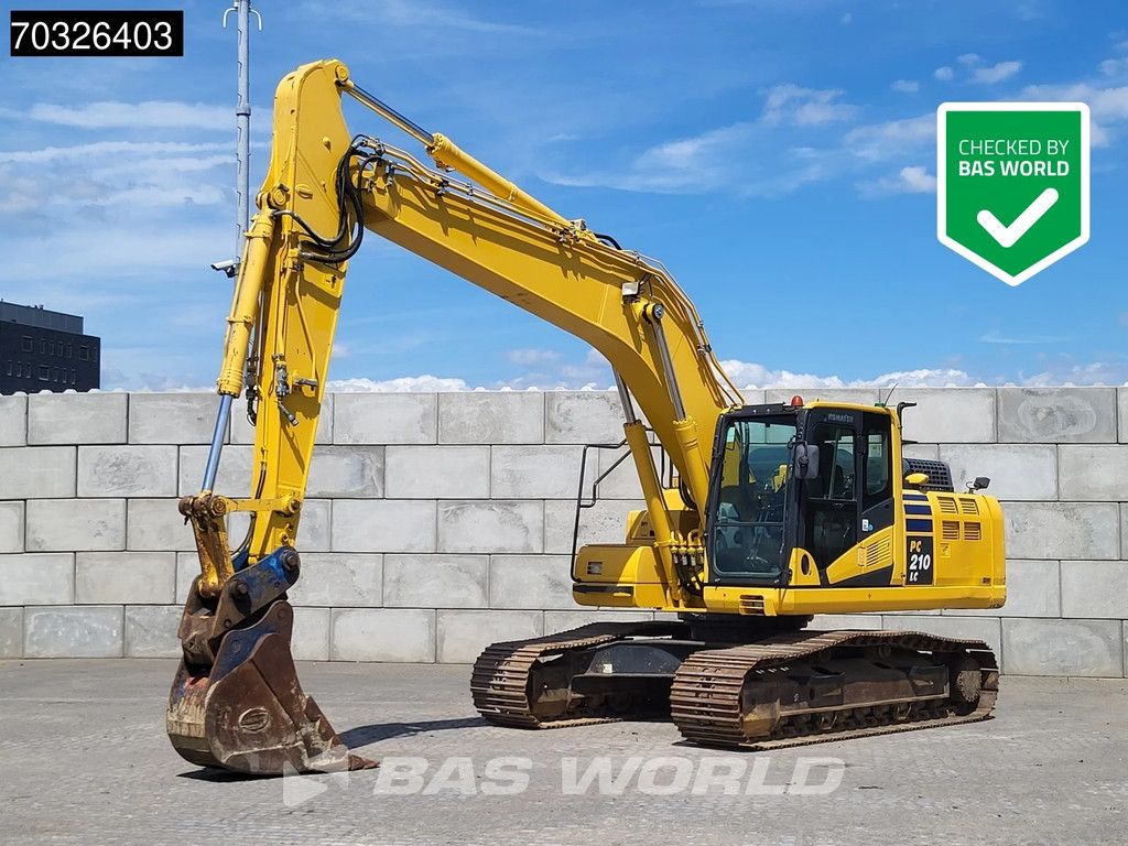 Komatsu PC210 LC-11