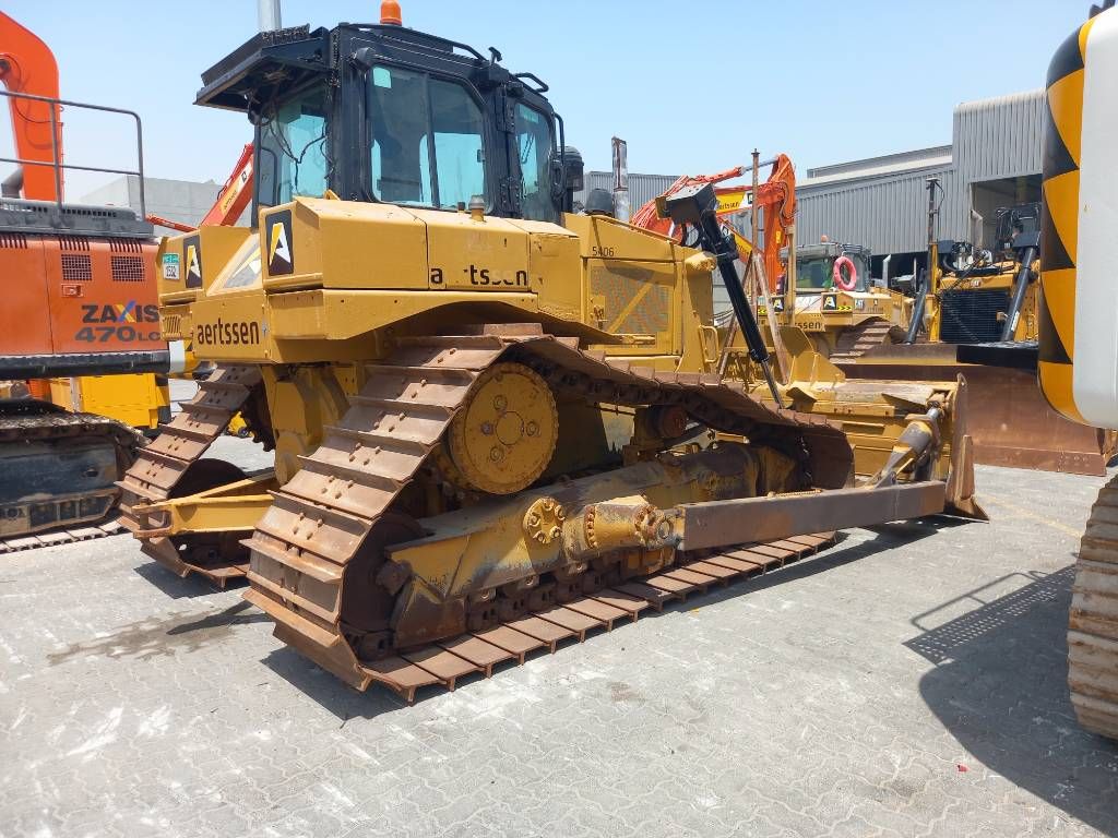 CAT D6R LGP (EXW - Abu Dhabi)