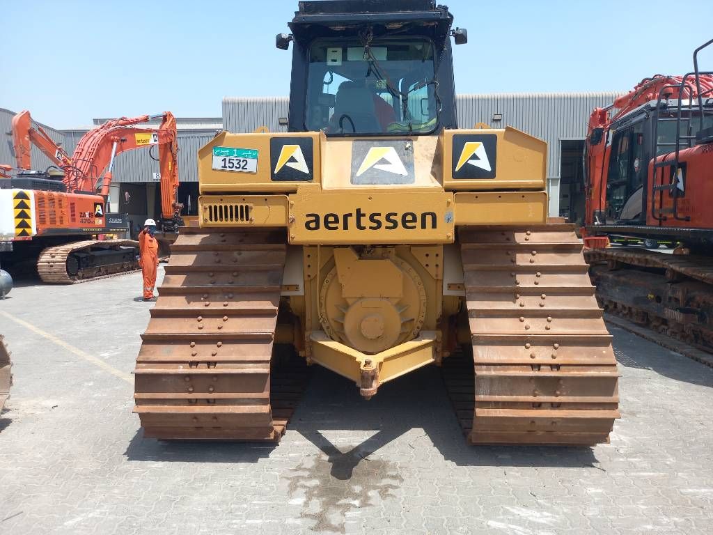 CAT D6R LGP (EXW - Abu Dhabi)
