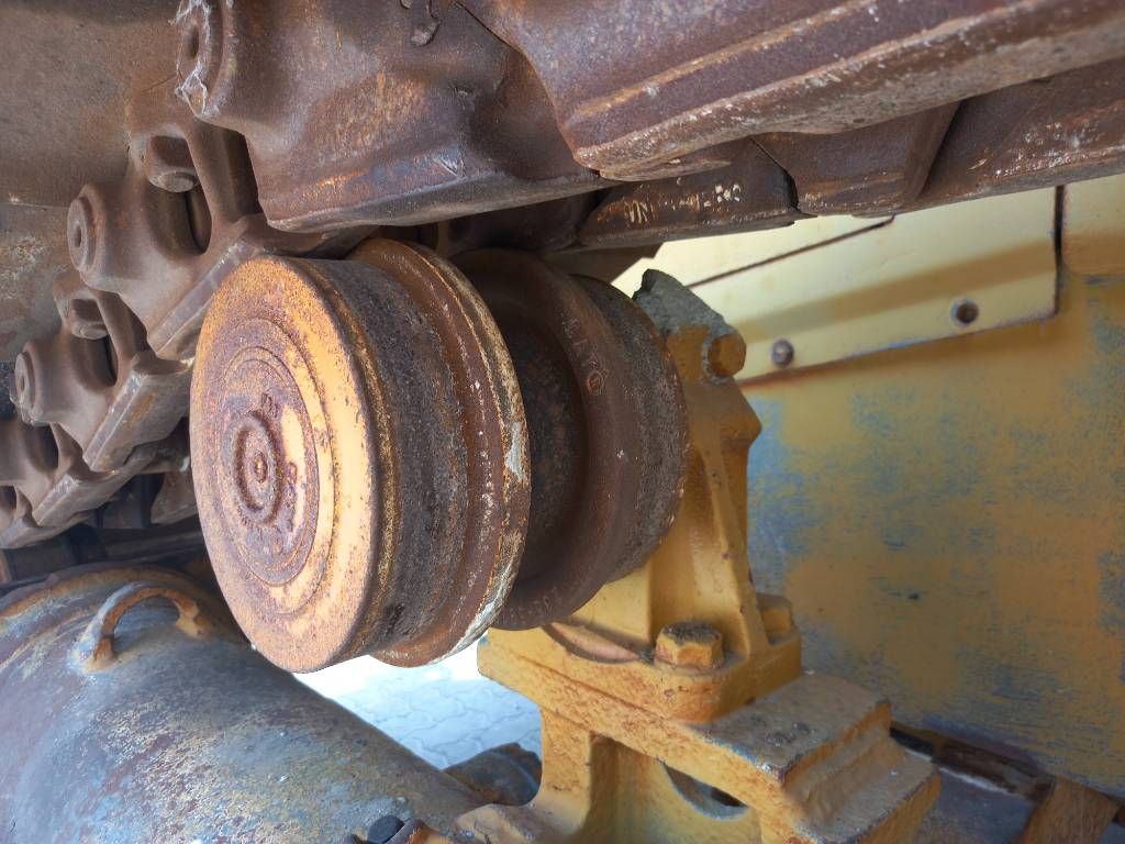 CAT D6R LGP (EXW - Abu Dhabi)