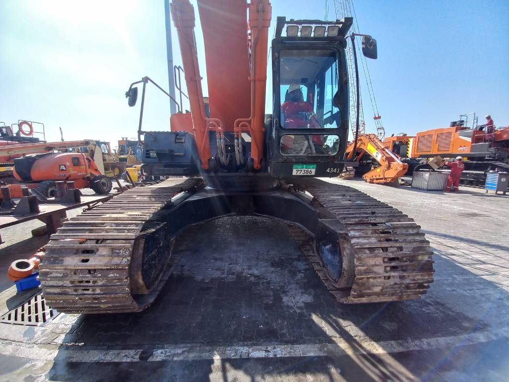 Hitachi ZX470-5G (EXW - Abu Dhabi)