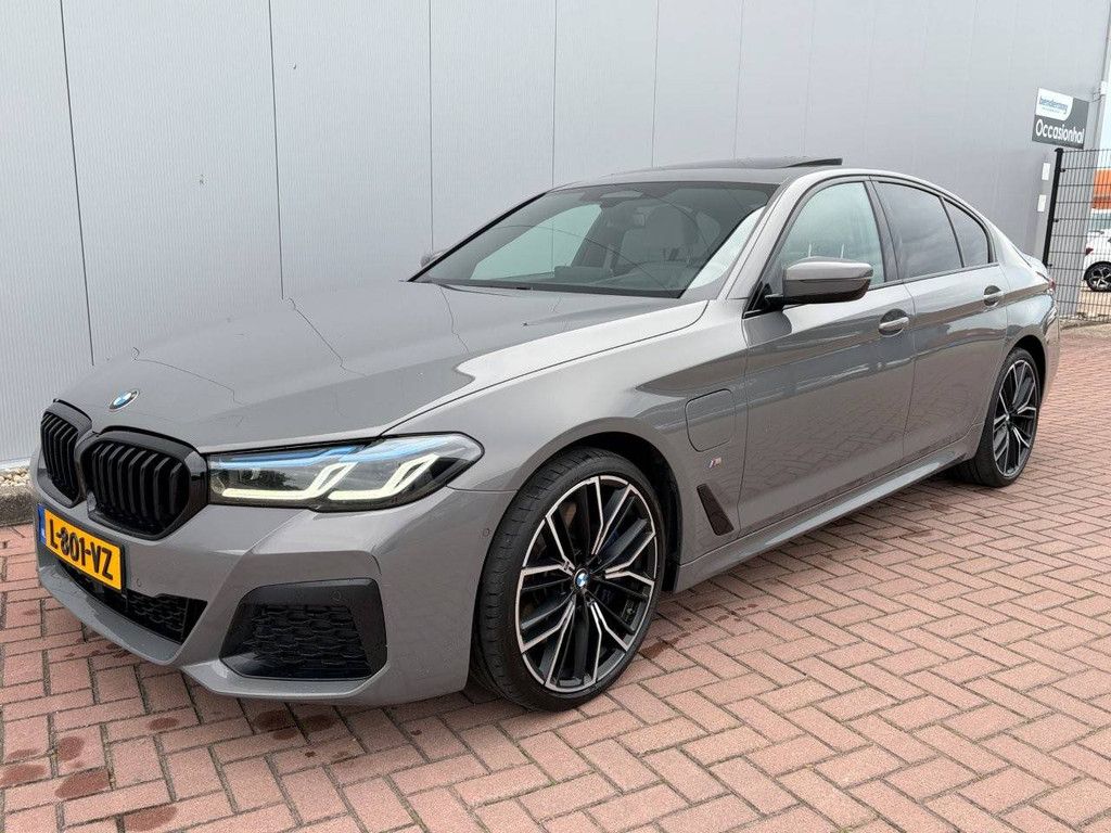 Pkw BMW 545E xDrive Hybrid 286 PS 2021