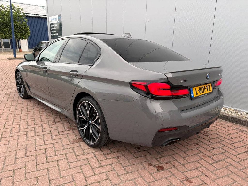 Pkw BMW 545E xDrive Hybrid 286 PS 2021
