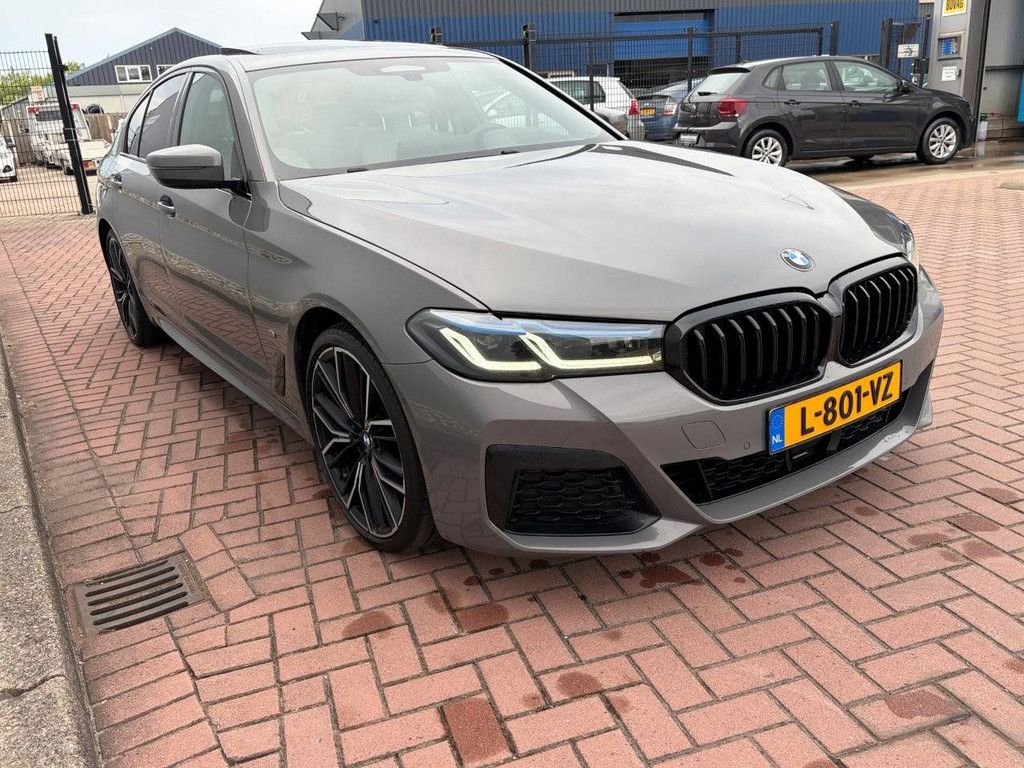 Pkw BMW 545E xDrive Hybrid 286 PS 2021