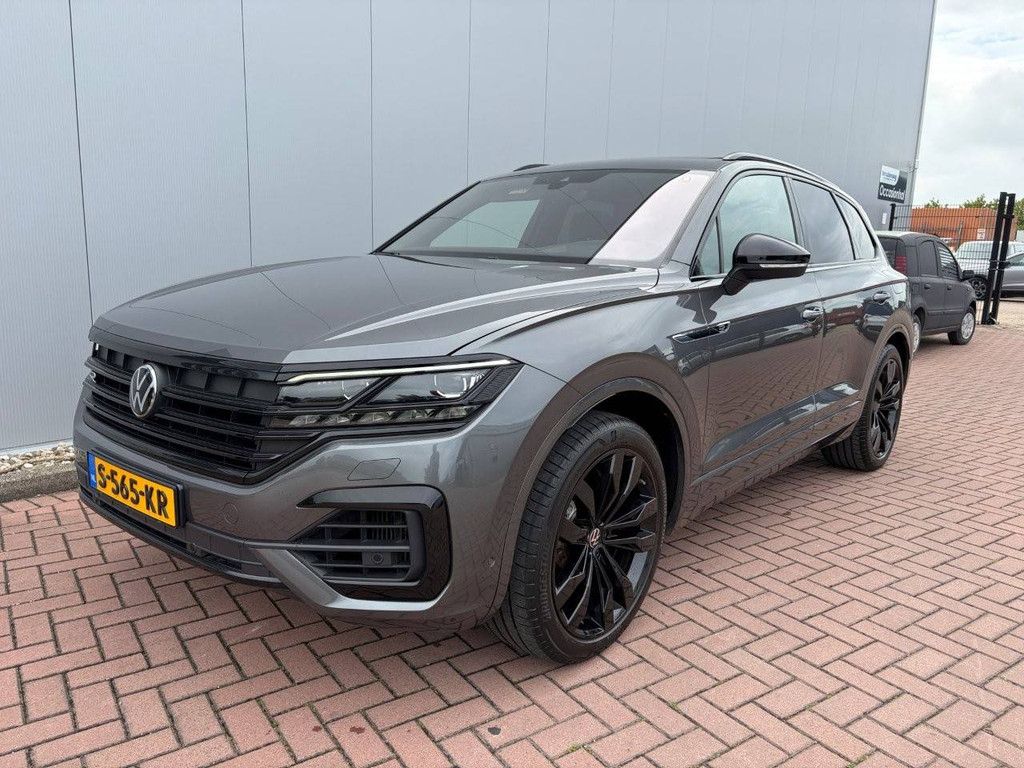 SUV Volkswagen Touareg R 3.0 TSI 4Motion R0line E-Hybrid 462 PS 2020