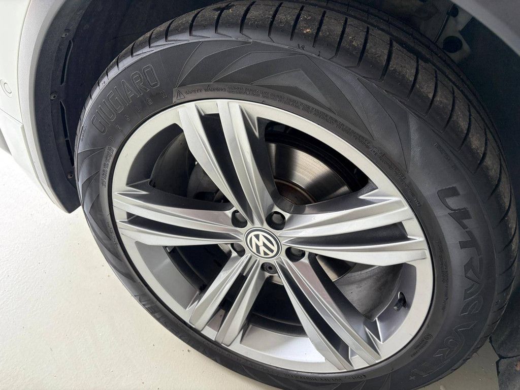 SUV Volkswagen Tiguan R-Line Diesel 150 PS 2017 (Marge)