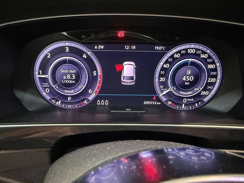 SUV Volkswagen Tiguan R-Line Diesel 150 PS 2017 (Marge)