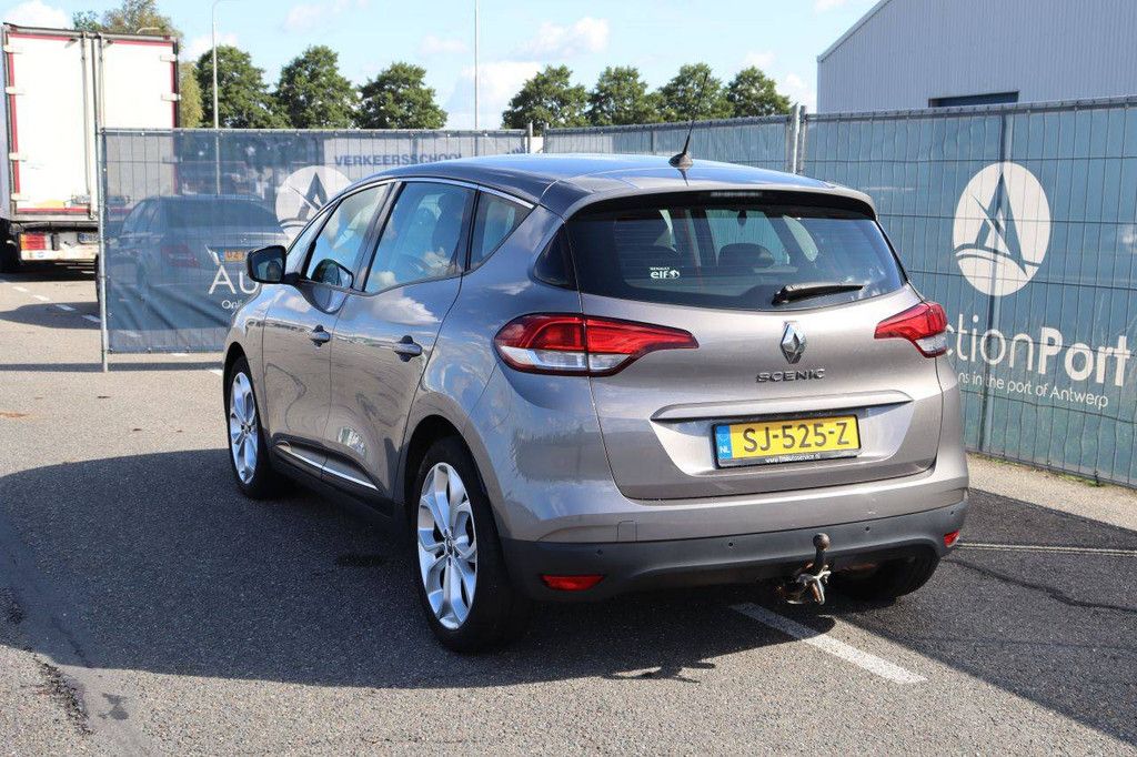 Personenauto Renault Scenic Benzine 140pk 2018