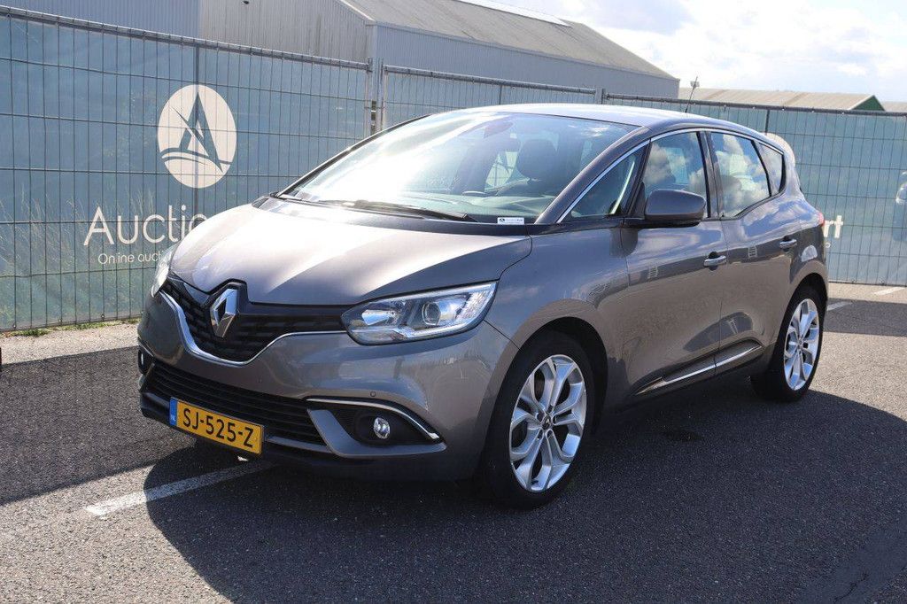 Personenauto Renault Scenic Benzine 140pk 2018