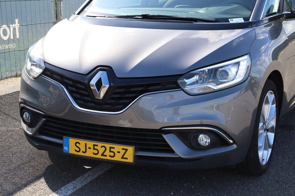 Personenauto Renault Scenic Benzine 140pk 2018