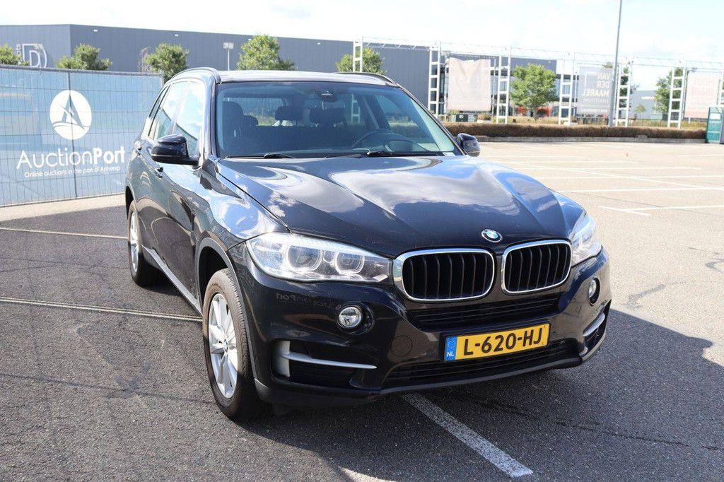 SUV BMW X5 SDRIVE25D Diesel 218 PS 2015