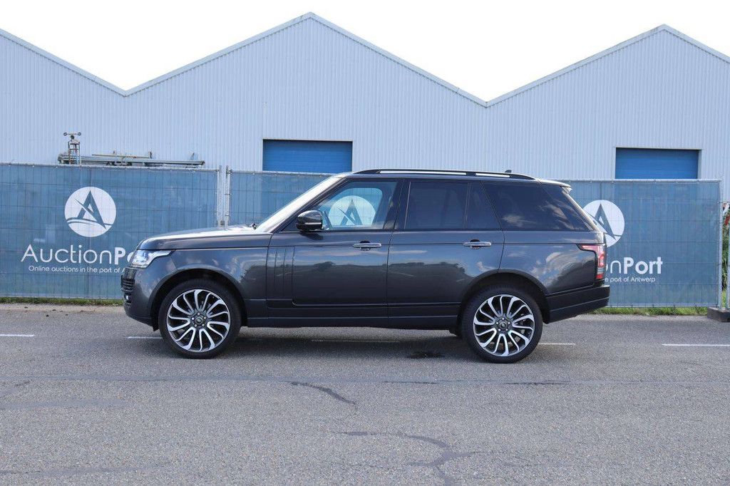 SUV Land Rover Range Rover Diesel 259 PS 2015