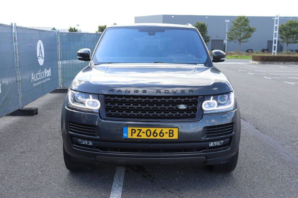 SUV Land Rover Range Rover Diesel 259 PS 2015