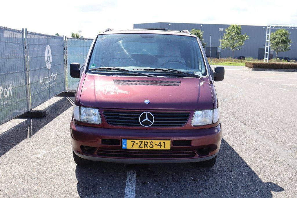 Mercedes-Benz VITO 114 Benziner 143 PS Van 1999