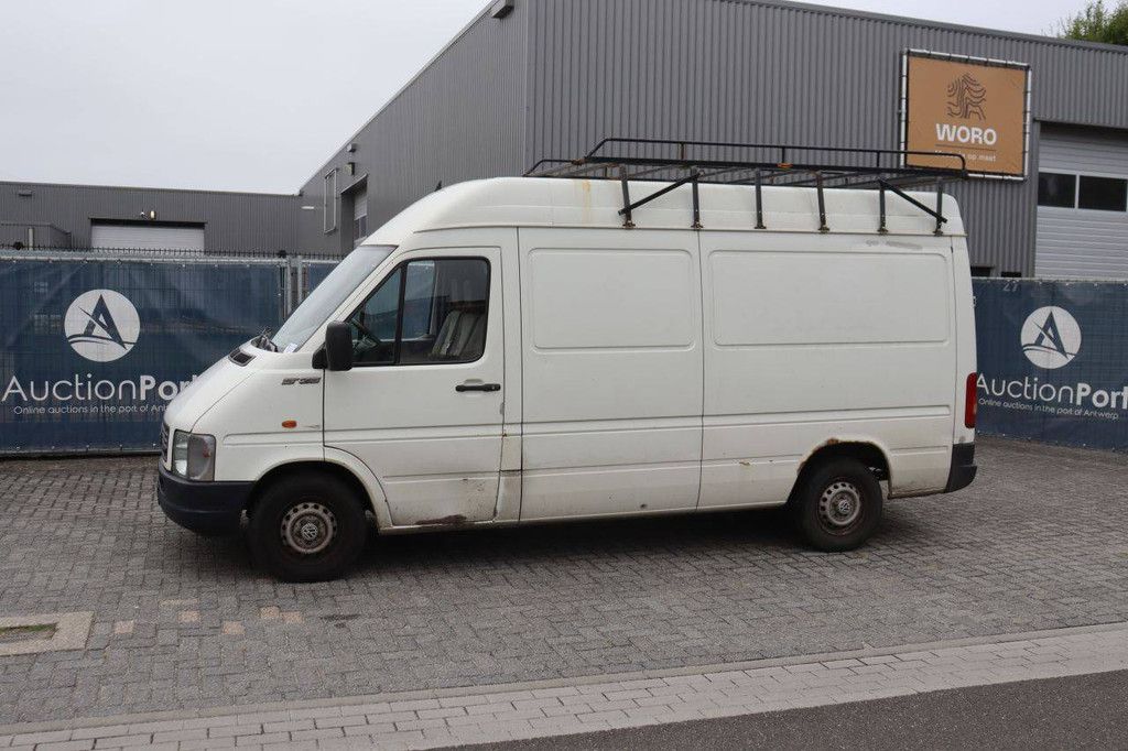 Volkswagen LT35A Diesel Van 109 PS 2001