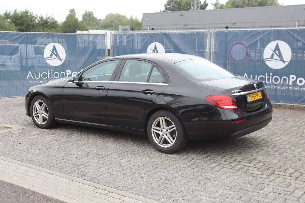 Pkw Mercedes-Benz E200 D Diesel 150 PS 2018