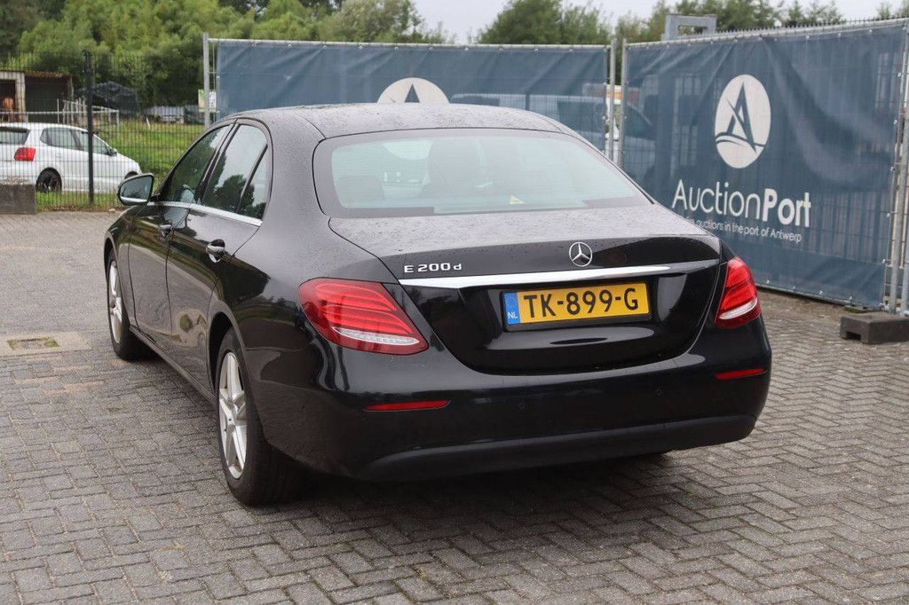 Pkw Mercedes-Benz E200 D Diesel 150 PS 2018