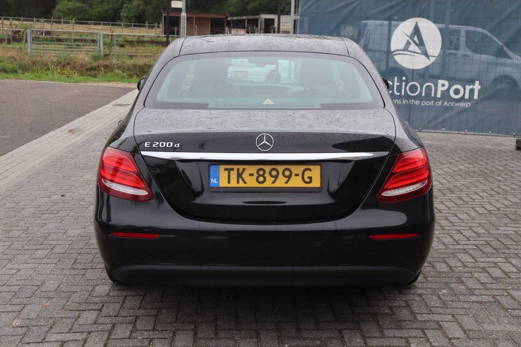 Pkw Mercedes-Benz E200 D Diesel 150 PS 2018