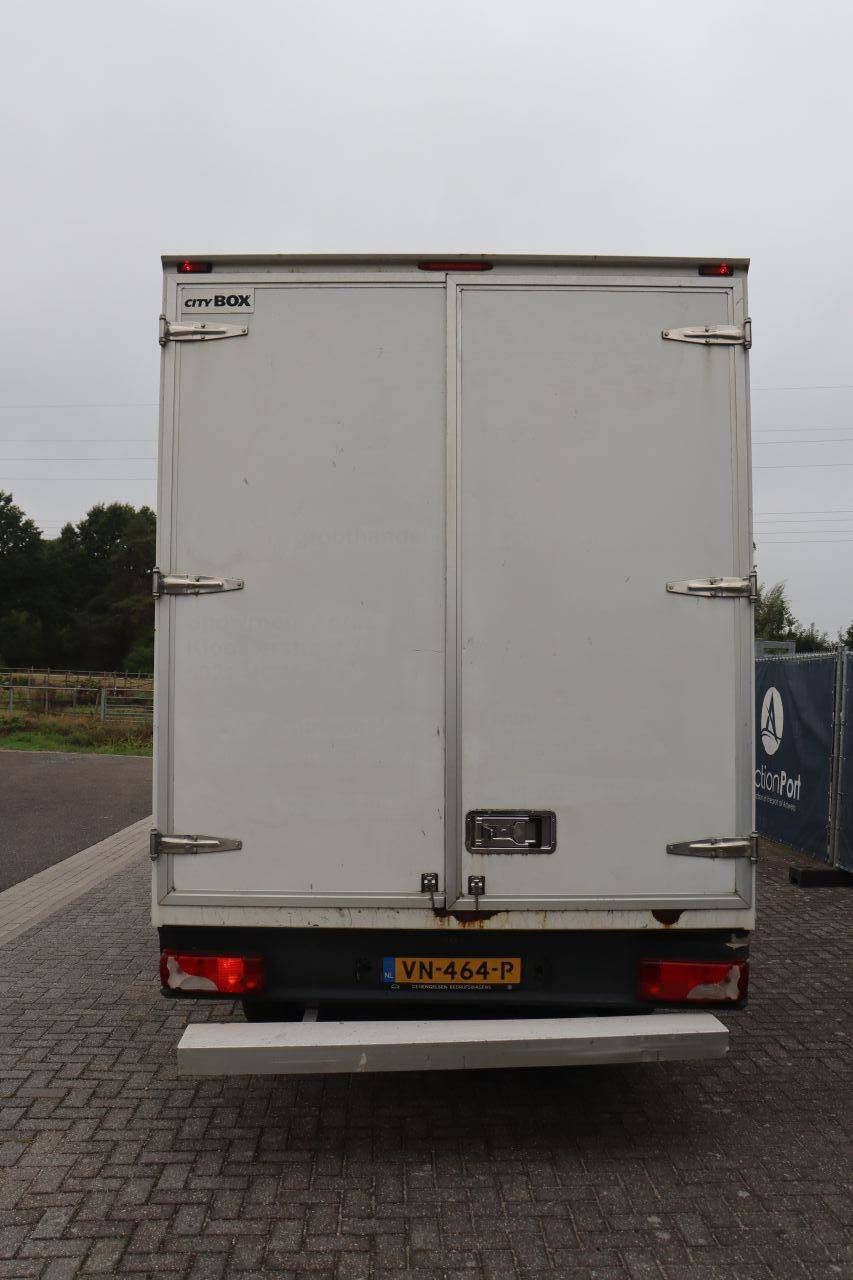 Volkswagen Crafter Diesel Kastenwagen 109 PS 2015