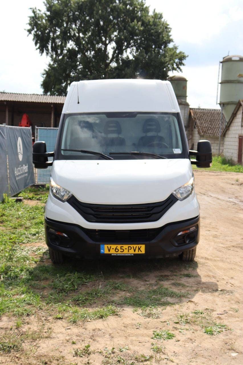 Iveco 35C14 Diesel-Transporter 136 PS 2022