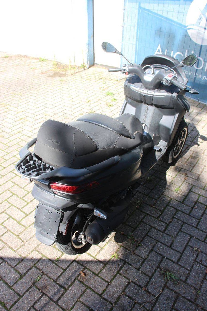 Scooter Piaggio MP3 Benzine 40pk 2017