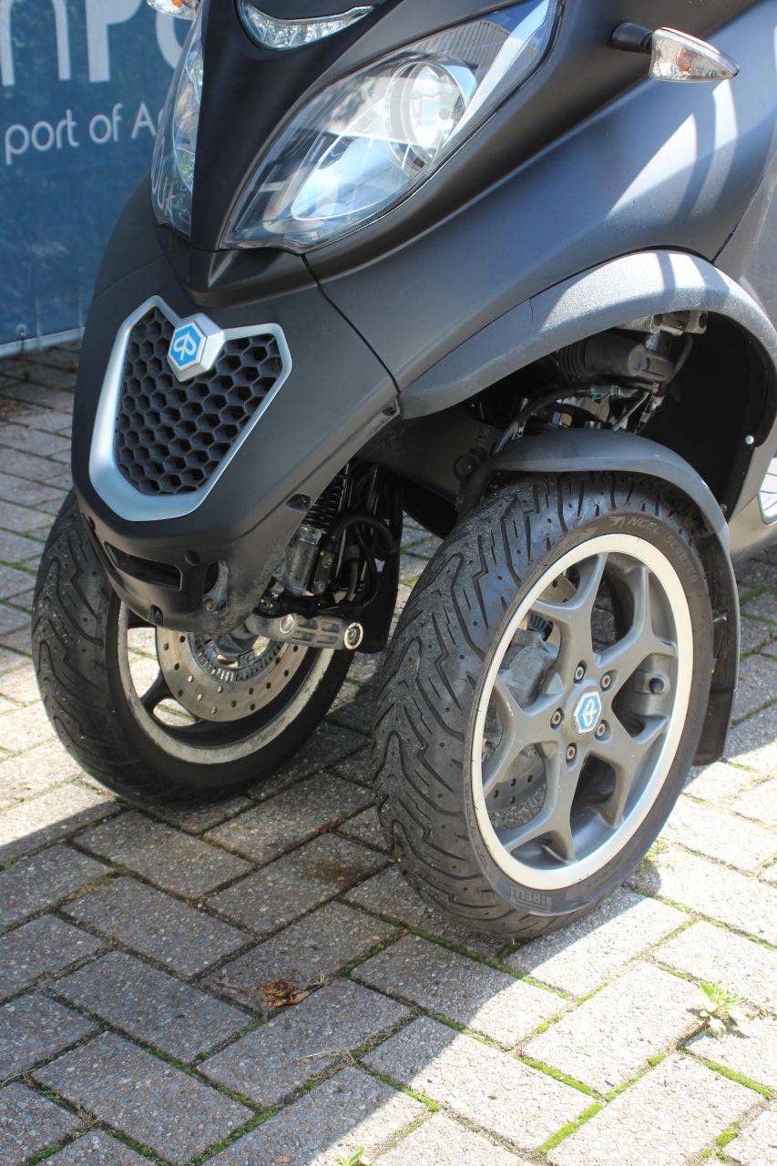 Scooter Piaggio MP3 Benzine 40pk 2017