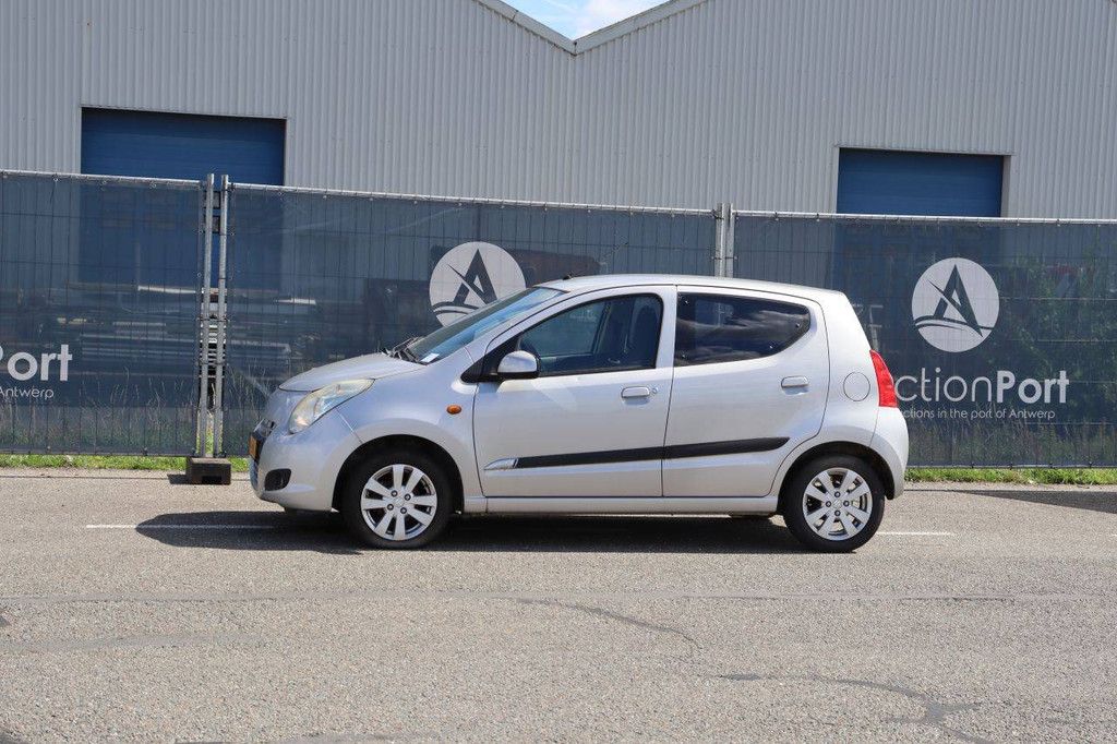 Suzuki Alto Pkw Benzin 68 PS 2010