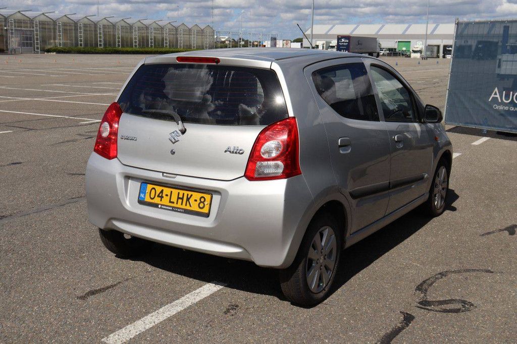 Suzuki Alto Pkw Benzin 68 PS 2010