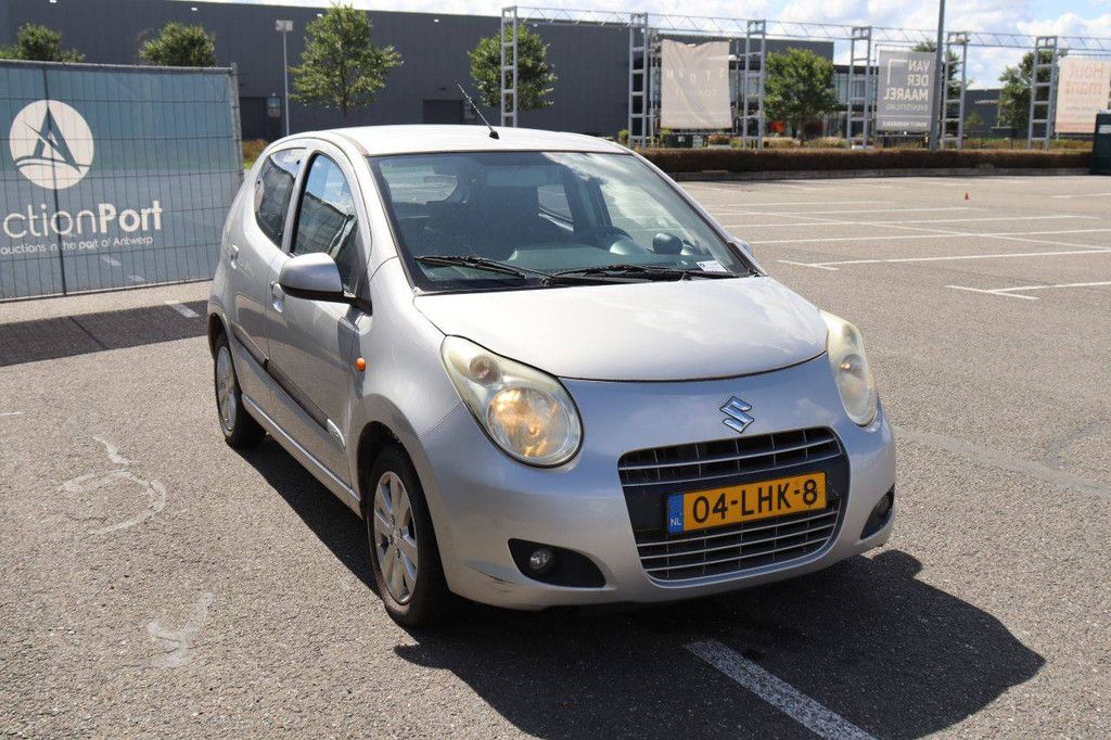 Suzuki Alto Pkw Benzin 68 PS 2010