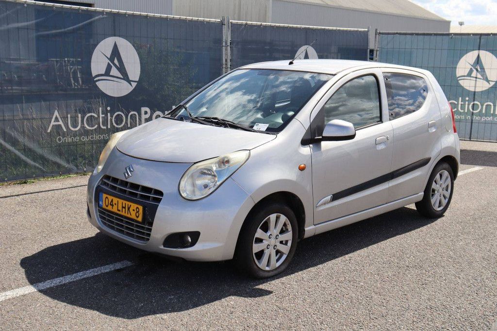 Suzuki Alto Pkw Benzin 68 PS 2010