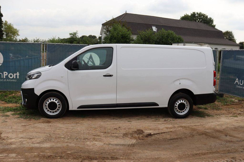 Toyota Proace Diesel Van 144 PS 2023