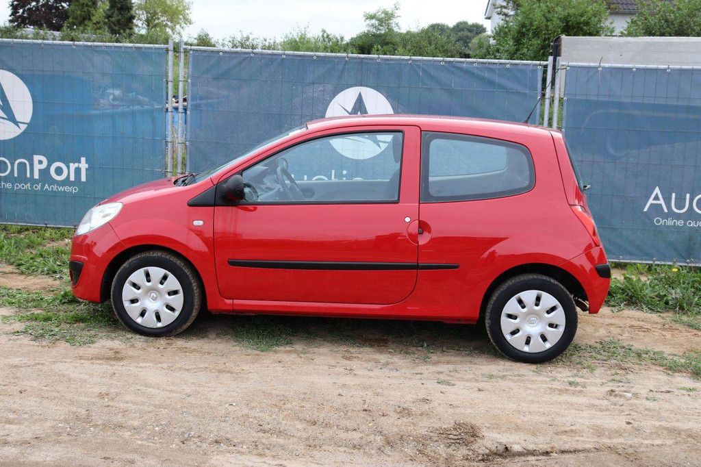 Pkw Renault Twingo Benzin 59 PS 2008 (Margin)