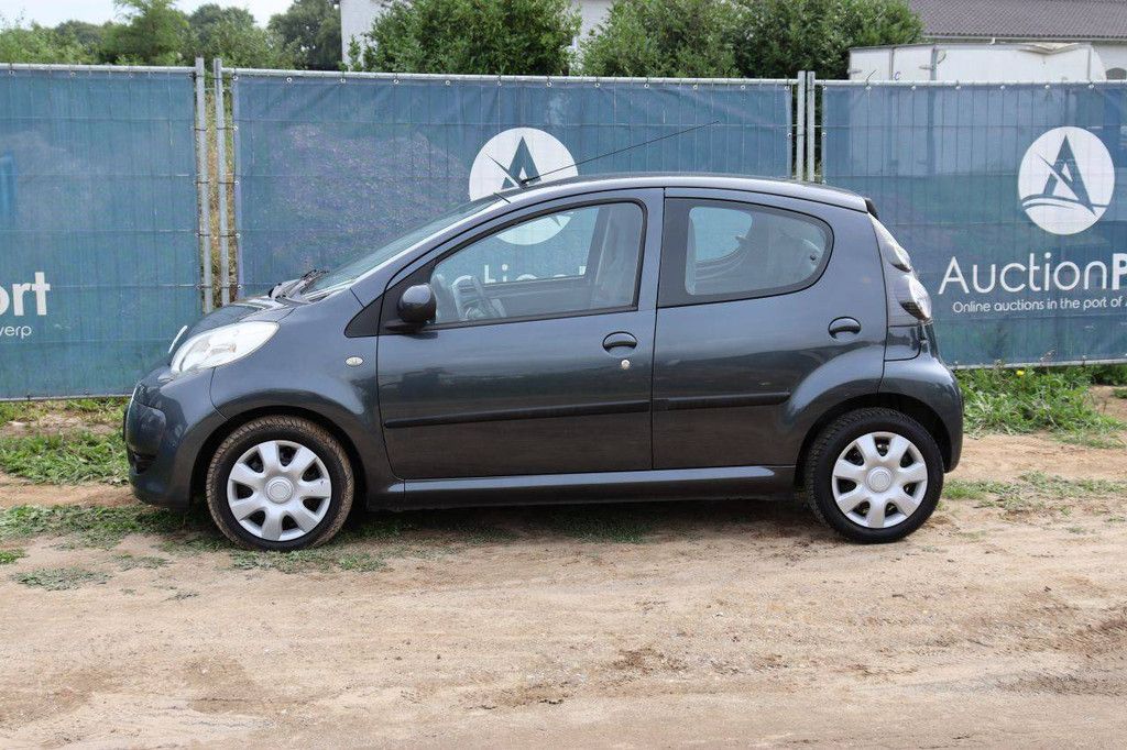 Pkw Citroën C1 Benzin 68 PS 2009 (Marge)