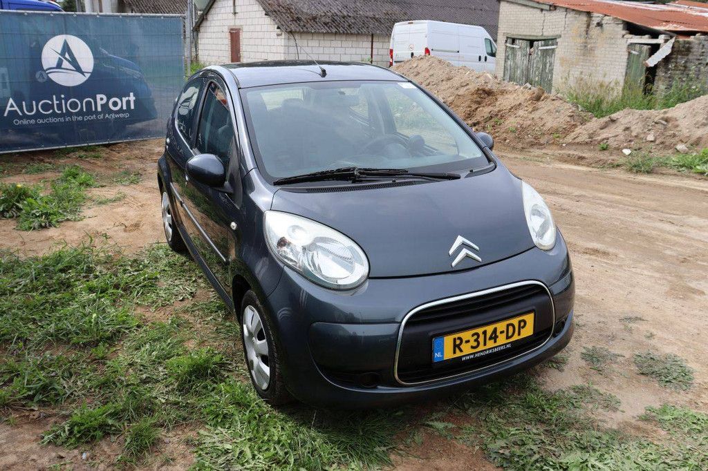 Pkw Citroën C1 Benzin 68 PS 2009 (Marge)