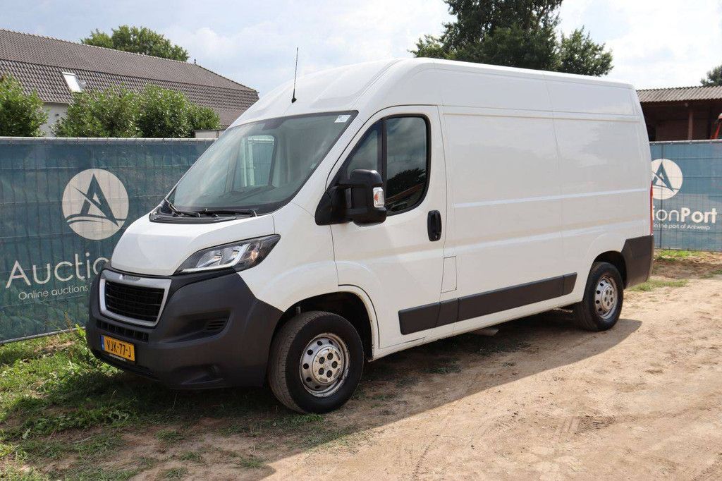 Peugeot Boxer Diesel Van 131 PS 2017