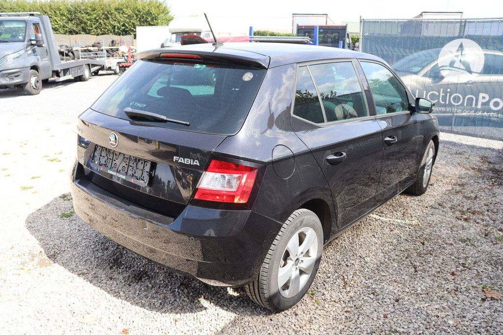 Pkw Skoda Fabia Benzin 90 PS 2016 (Margin)