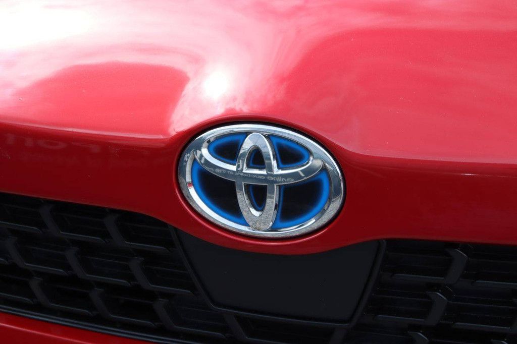 SUV Toyota Yaris Cross Hybrid 92 PS (Marge)